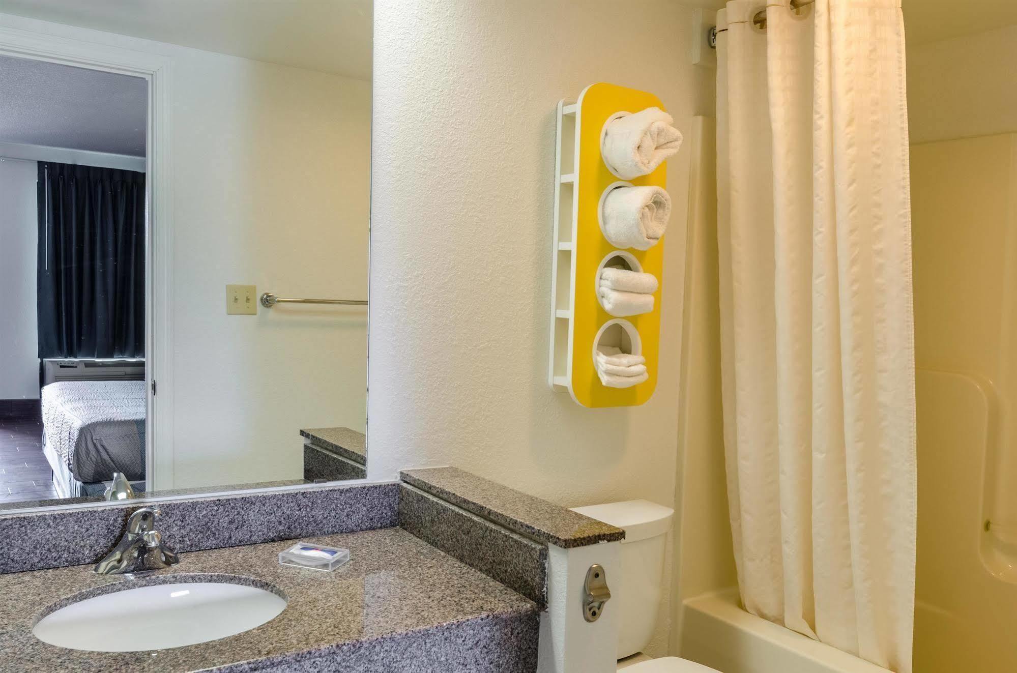 Motel 6-Lexington, Va Kültér fotó